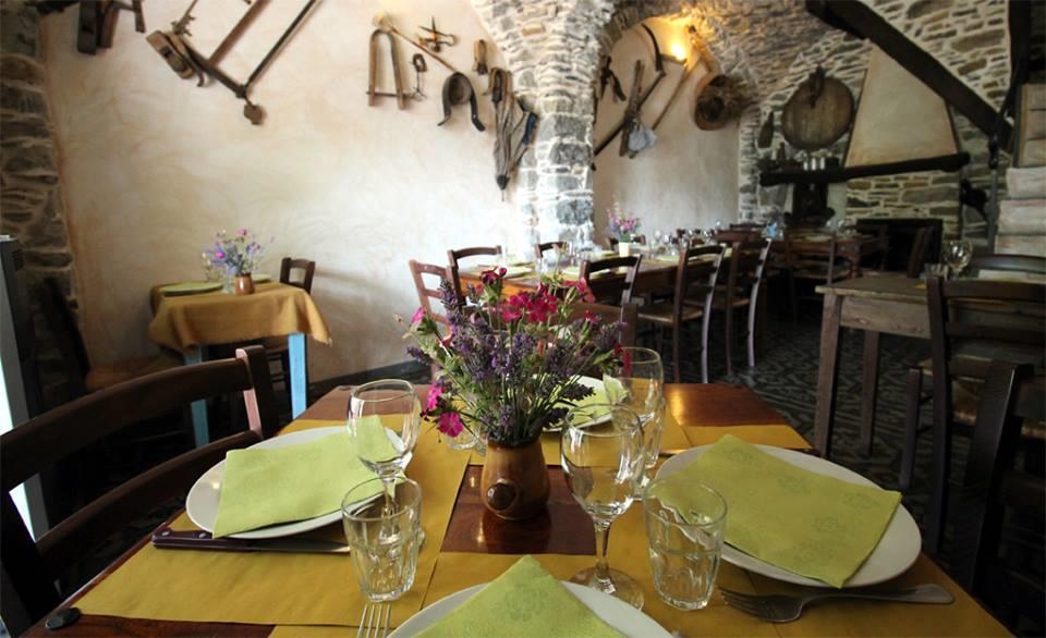 Agriturismo La Fontana Dell'Olmo Hotel Molini di Triora ภายนอก รูปภาพ